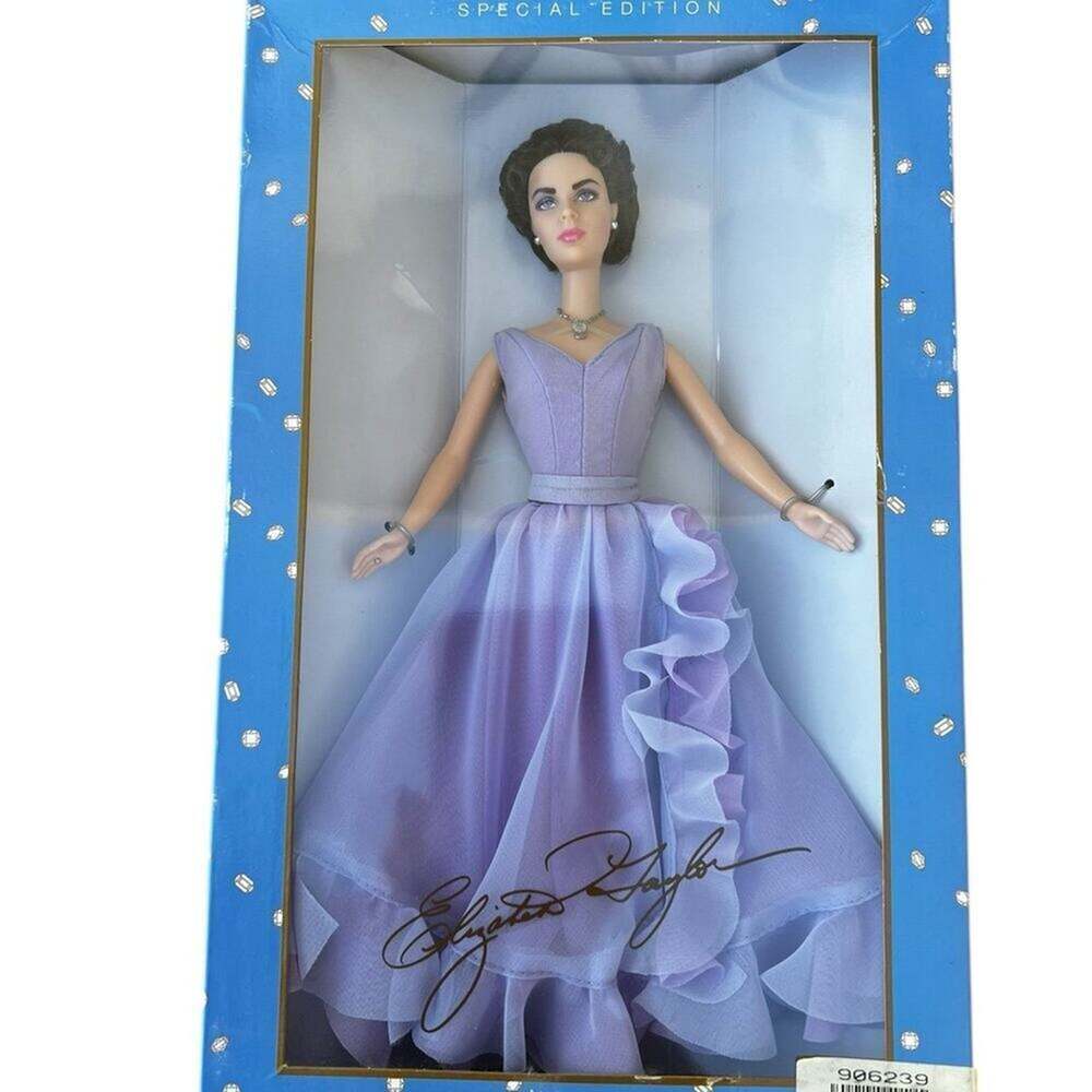 New in box-Elizabeth Taylor 20076 Mattel collectors doll